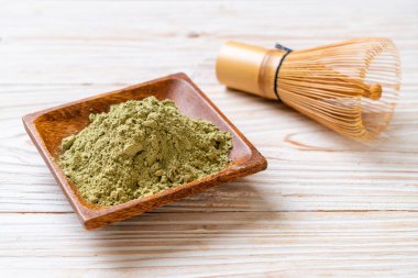 Çeşmeli kibrit yeşil çay tozu