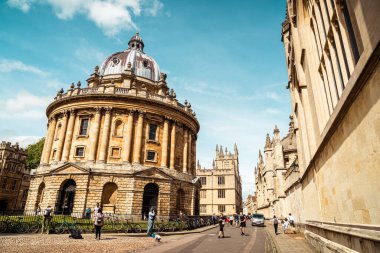 Oxford, Uk - 29 Ağustos 2019: Radcliffe Kamera, Bodleian Kütüphanesi, O