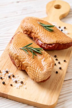 taze çiğ duck meme