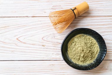 Çeşmeli kibrit yeşil çay tozu