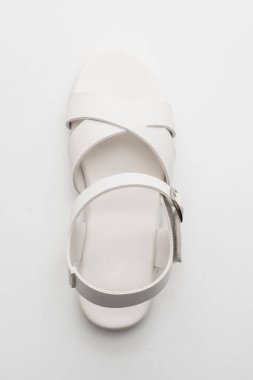 kadın deri sandalet