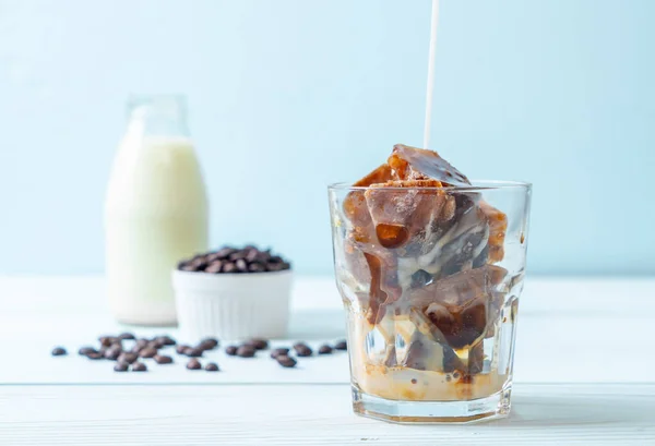 Kopi es batu dengan susu — Stok Foto