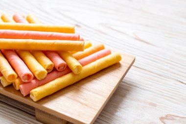 renkli gofret sopa rulo 