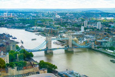 Thames Nehri ile Londra Havacılık Manzarası 