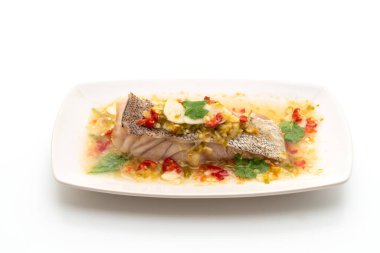 Kireç dressi orfoz balığı fileto Chili Lime Soslu buğulama