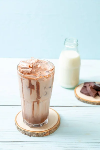 アイスチョコレートミルクセーキドリンク — ストック写真