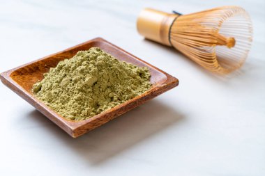 Çeşmeli kibrit yeşil çay tozu