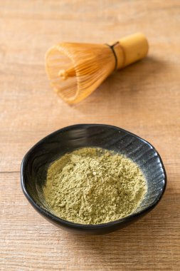 Çeşmeli kibrit yeşil çay tozu