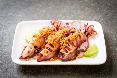 sarımsaklı kızarmış kalamar