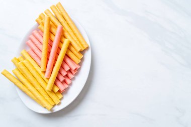 renkli gofret sopa rulo 