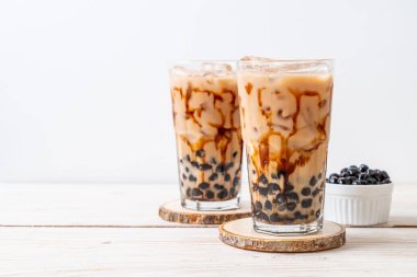 Kabarcıklı Tayvan sütü çayı