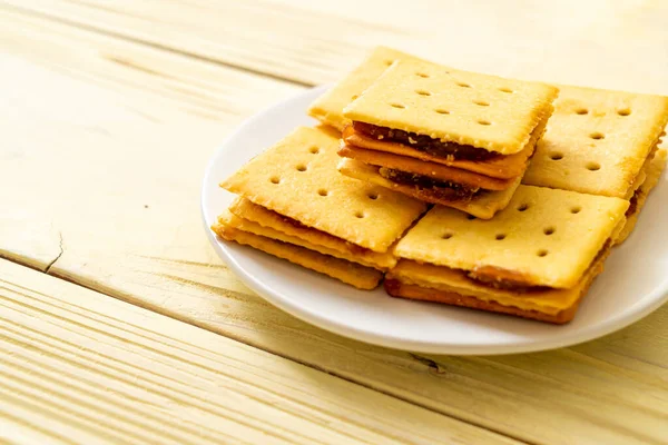 Galletas de queso con mermelada de piña —  Fotos de Stock