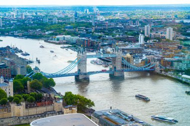 Thames Nehri ile Londra Havacılık Manzarası 