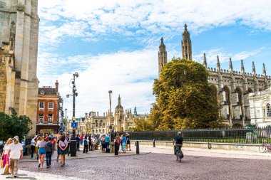Cambridge, Uk - Ağu 28 2019: Cambridge, İngiltere'de eski sokak. Bu bir.