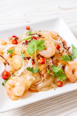 pamelo Baharatlı karides veya karides salatası