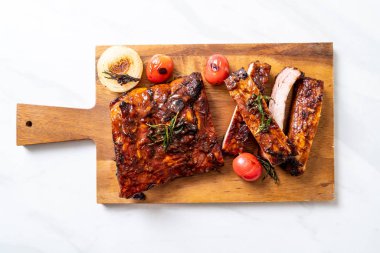 Izgara Barbekü kaburga domuz