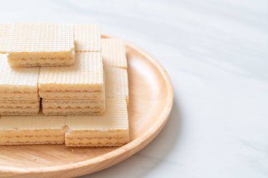 krema ile süt gofret