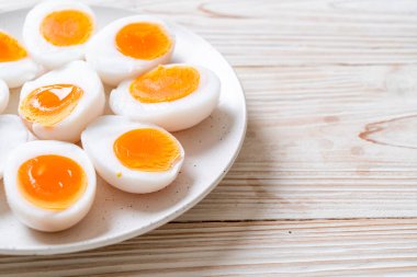 yumuşak haşlanmış yumurta