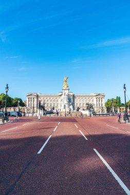 Londra, İngiltere - 2. Bölüm 2019. Buckingham 'la Londra' da trafik