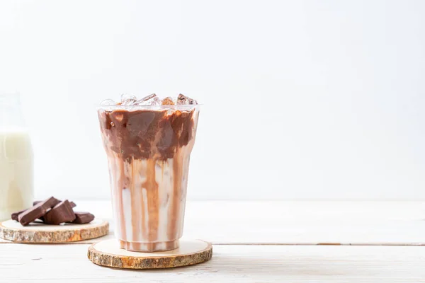 Bebida de batido de chocolate helado — Foto de Stock