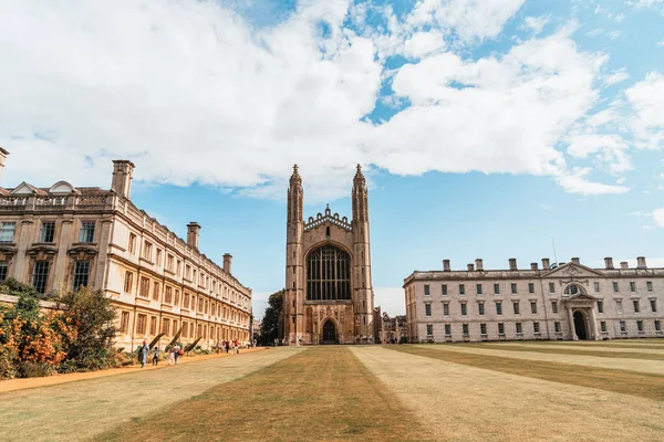 CAMBRIDGE, UK - AUG 28, 2019: King's college (started in 1446 by — Stock Photo, Image