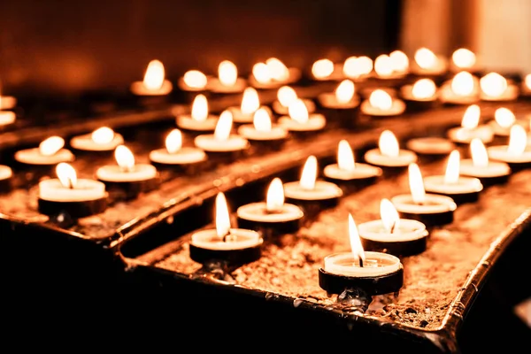 Many burning candles with shallow — Stock Photo, Image