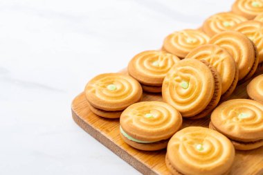 pandan kremalı kurabiyeler