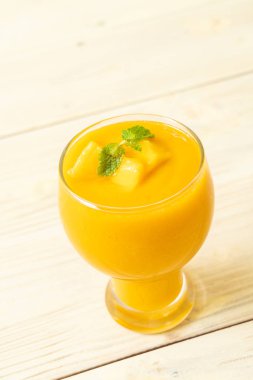 taze mango smoothies 