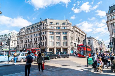 Londra, İngiltere -2 Eylül 2019: Oxfo 'nun ünlü Oxford Sirki