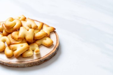 alfabe bisküvi ekmek