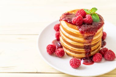 taze ahududu ile gözleme