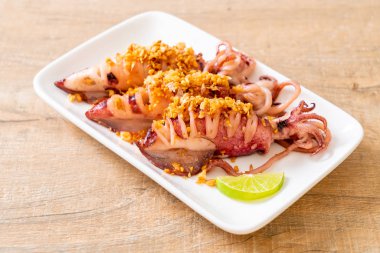 sarımsaklı kızarmış kalamar