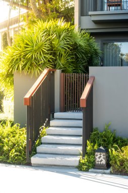 Güzel küçük bir merdiven.