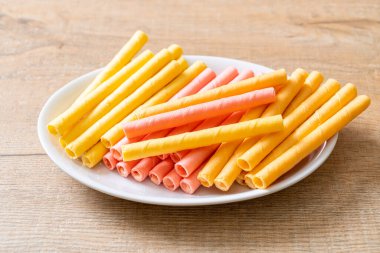 renkli gofret sopa rulo 