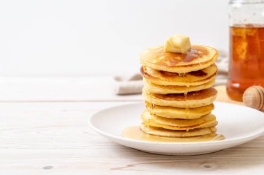 Tereyağlı ve ballı gözleme.