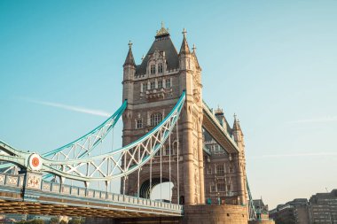 Londra 'daki kule köprüsü