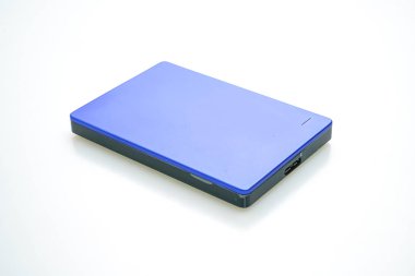 Beyaz arkaplandaki harici disk