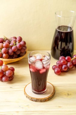 taze üzüm suyu