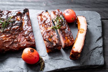 Izgara Barbekü kaburga domuz