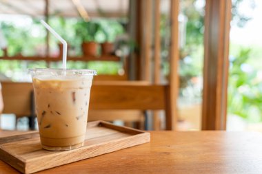 buzlu kahve fincanı 