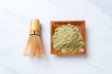 Çeşmeli kibrit yeşil çay tozu