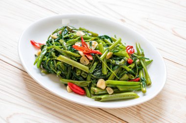 Kızarmış Çin sabah Glory veya su ıspanak