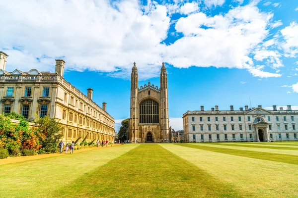 CAMBRIDGE, UK - AUG 28, 2019: King's college (started in 1446 by — Stock Photo, Image