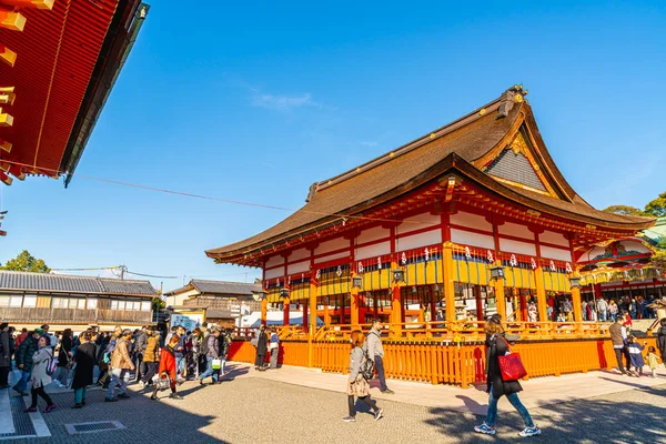 Kyoto, Japan - Jan 11, 2020 :  Tourism at Fushimi Inari Shrine i — ストック写真