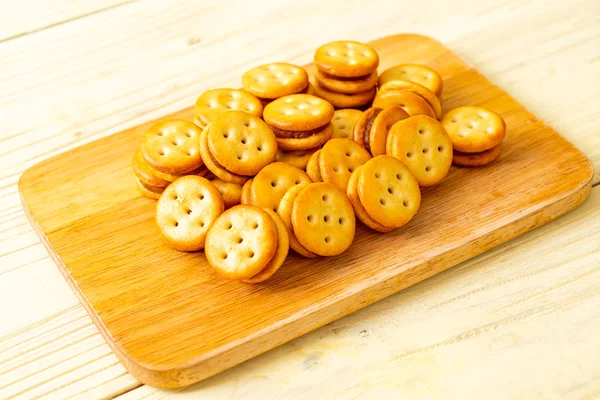 biscuits with pineapple jam