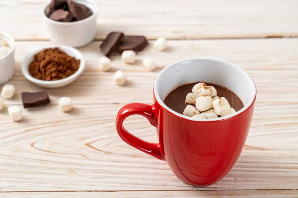 Chocolate quente com marshmallows — Fotografia de Stock