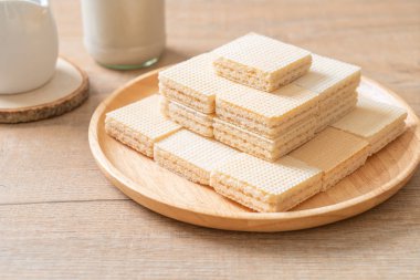 krema ile süt gofret