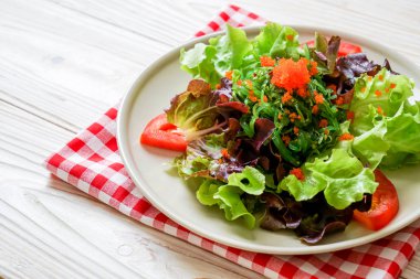 vegetable salad with Japanese seaweed and shrimp eggs 