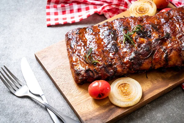 Grillad barbecue revben fläsk — Stockfoto