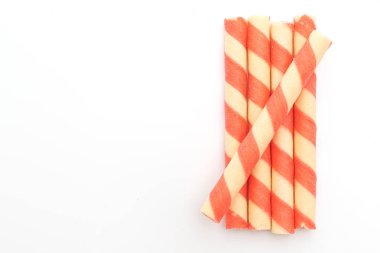 çilek krema lezzet ile bisküvi gofret sopa